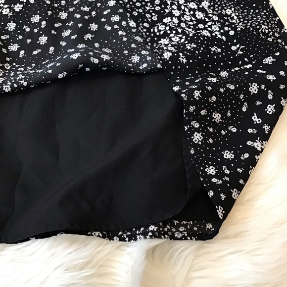 EUC Decree Black Floral Tie Neck Sleeveless Mini Dress Size Small - Picture 6 of 8